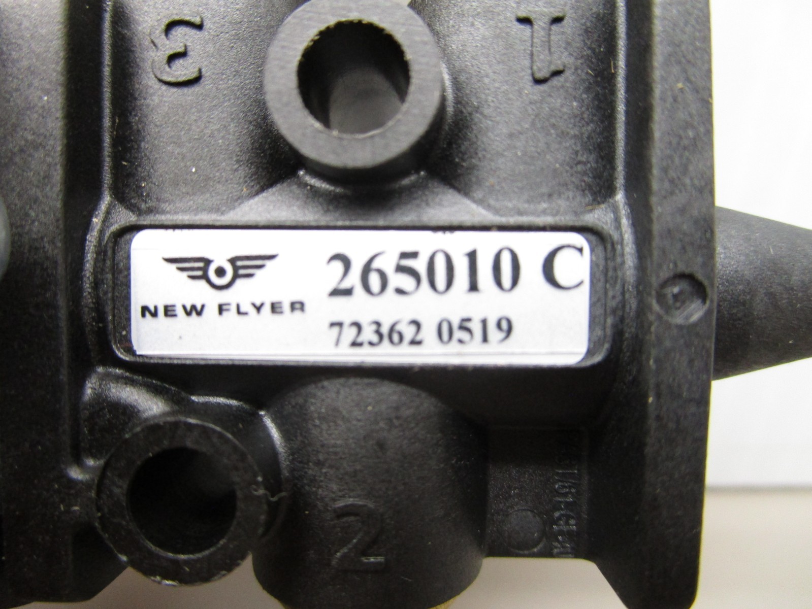 Norgren 265010C Pneumatic Control Valve Switch 72362