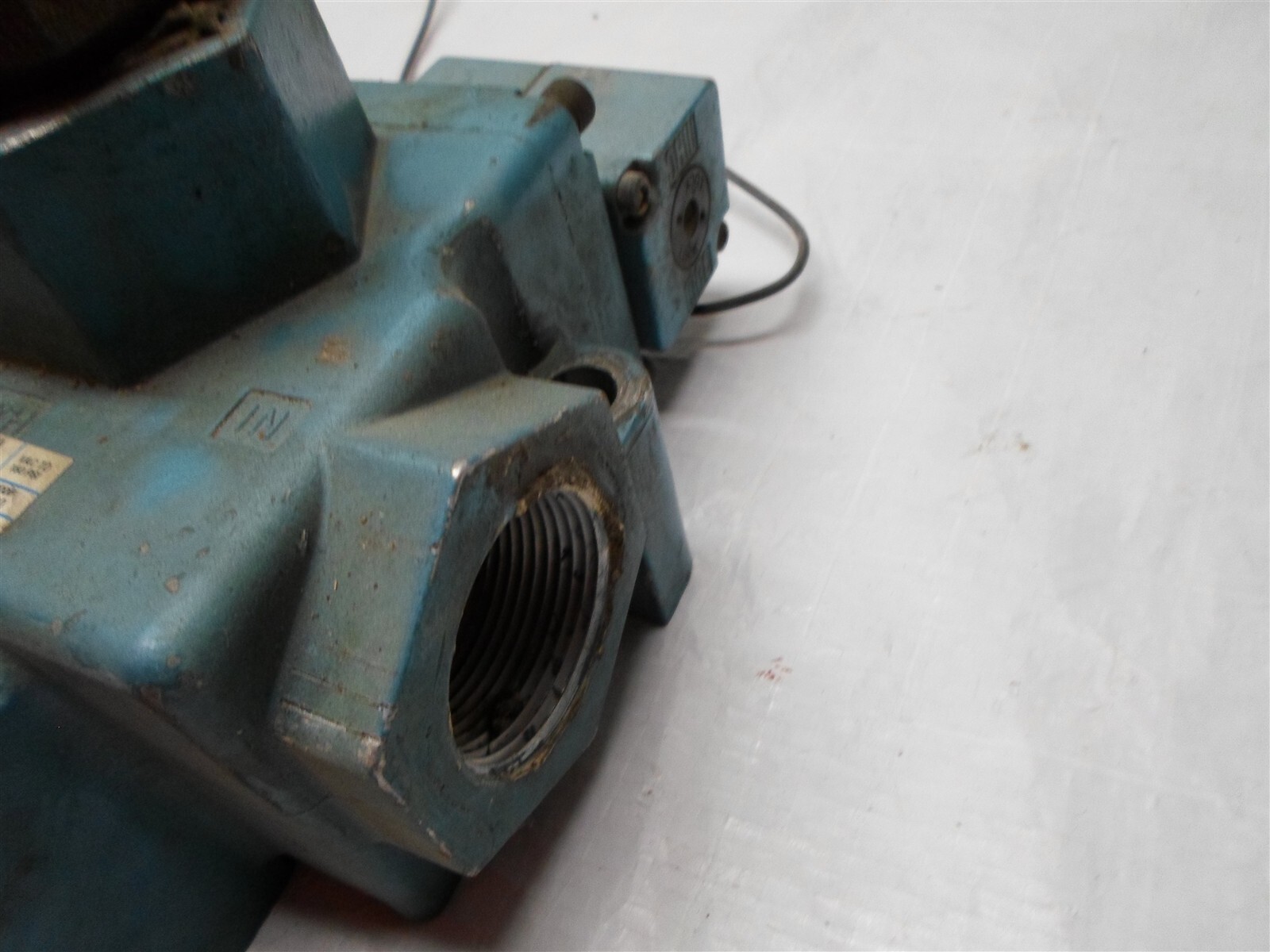 Used: MAC Model 58D-42-551BA, Vac to 150 PSI, With 250B-551BAAA 25-250PSI 12VDC