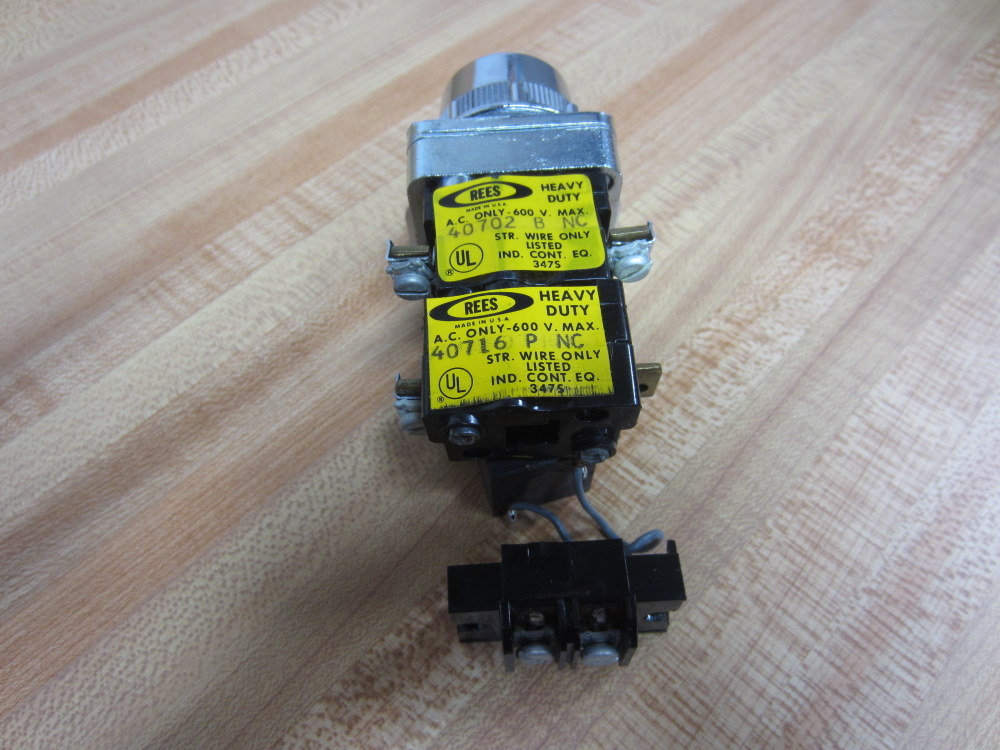 Rees 41150-000 Push Button 41150000 Cracked Housing