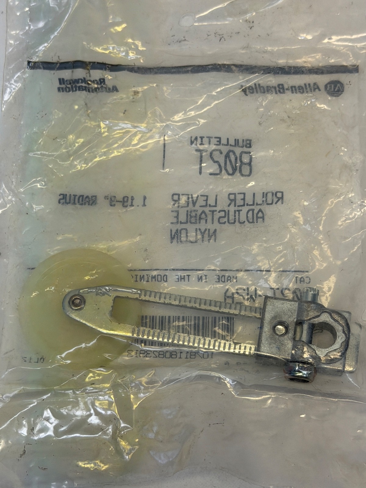New Allen Bradley 802T-W2A Roller Lever Adjustable Nylon 1.19-3″ Radius Ser. B