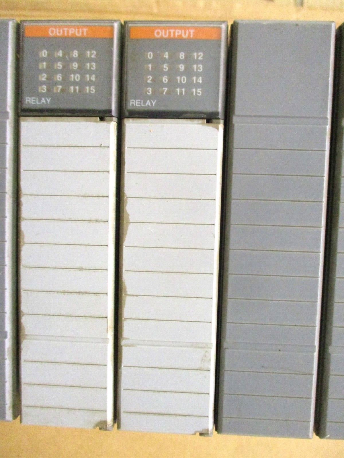 Allen-Bradley SLC 500 1746-P3 Ser A 1747-DCM Ser A 1747-SDN Ser B 48665GN
