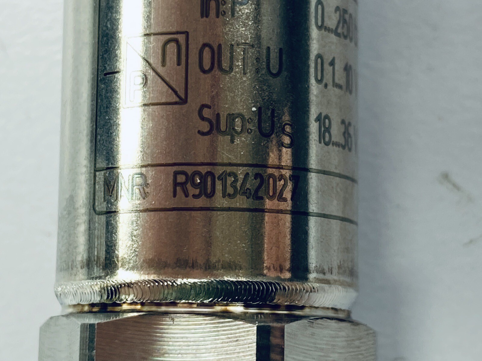 UNUSED REXROTH R901342027 PRESSURE TRANDSDUCER SENSOR 0-250BAR HM20-21/250-H-K35