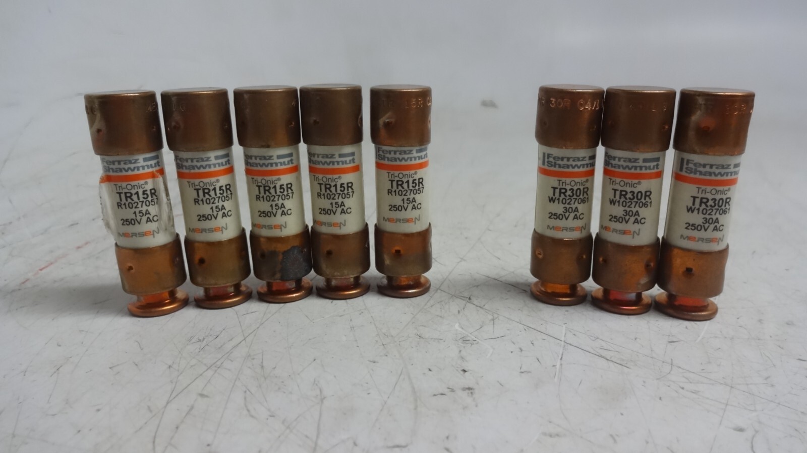 Lot of 5 TR15R Lot 0f 3 TR30R Ferraz Shawmut Tri-onic Time-Delay Fuses 250V
