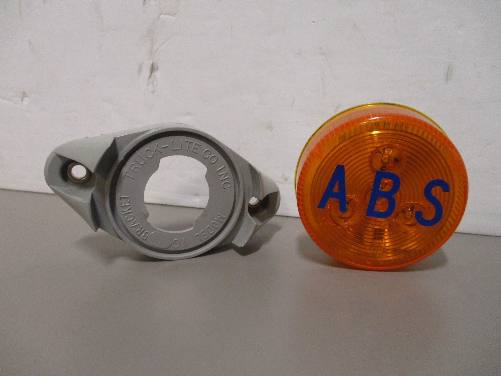 OPT MCL57AB ABS Active Light with Mount Amber 2-1/2″ LED Lamp 2-Wire