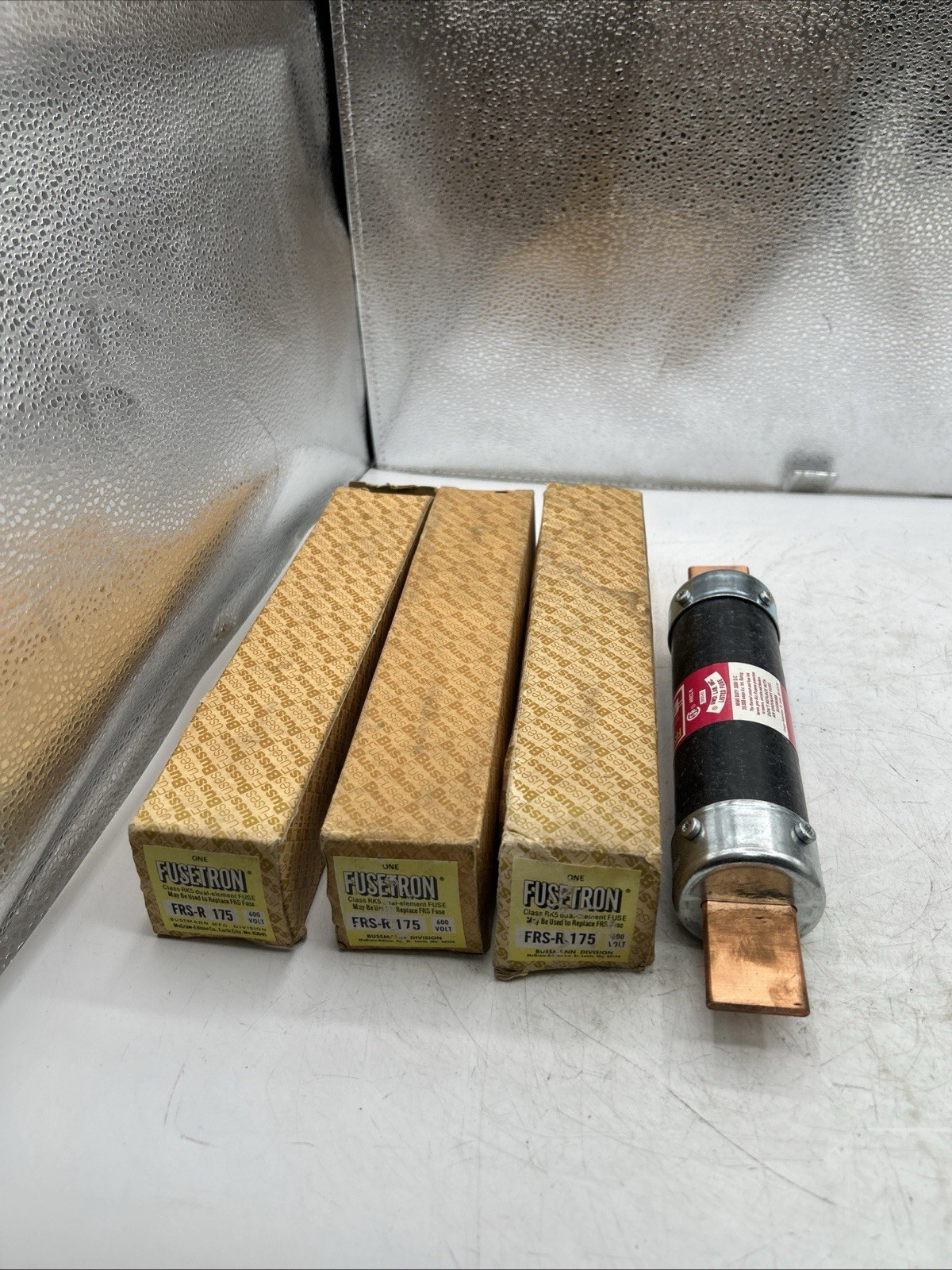 Lot Of 4 FUSETRON 175A 600V RK5 FUSE FRS-R-175 See Pics