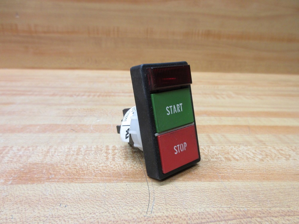 Siemens-Allis 24-267-020-501 Illuminated Push Button 3SA8 800-4AB02