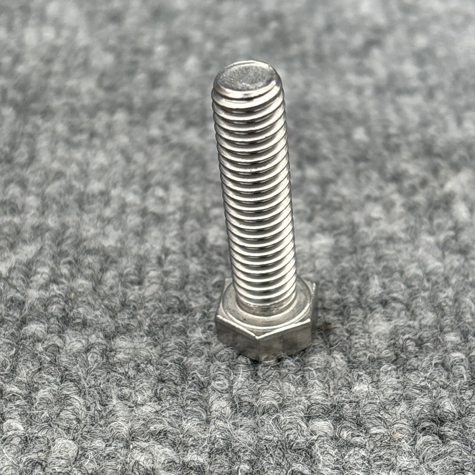 Lot of 20 3/8″-16 x 1-1/2″ Long Fully Threaded 18-8 Stainless Steel Hex Head Sc