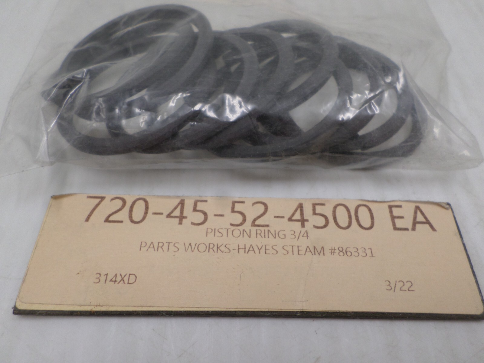 Lot of 11 Cmp Ring, Piston 3/4 Flon 252 Hays Fluid Controls 86331