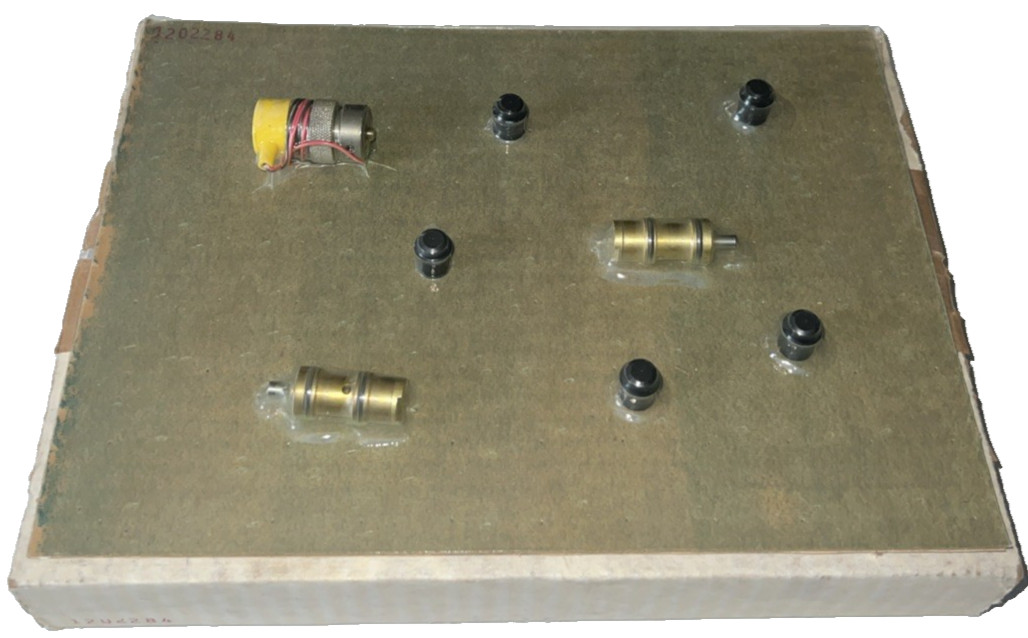 NEW ROSEMOUNT 1202284 KIT