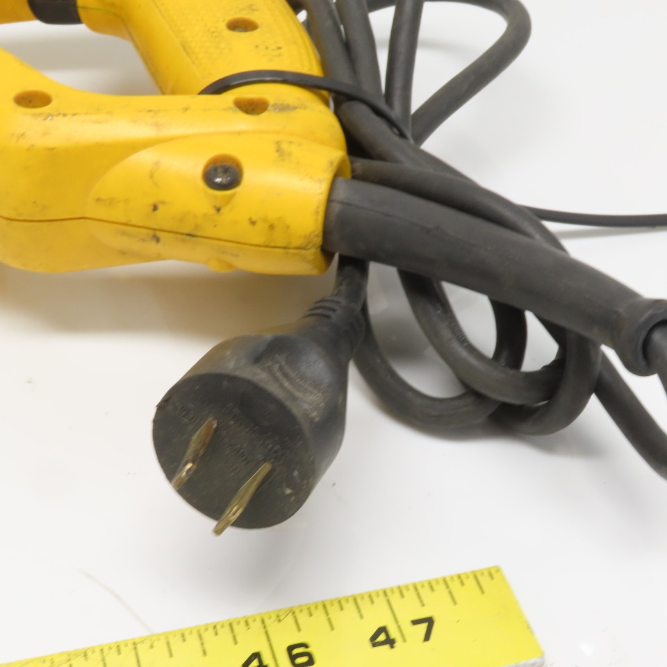 DeWalt DWE304 Reciprocating Saw 120V 10A Variable Speed 1-1/8″ Stroke