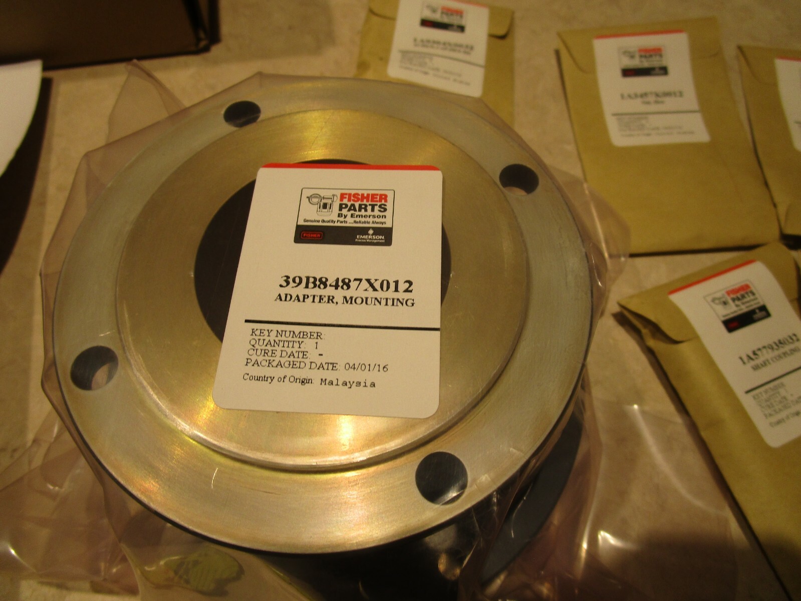 FISHER DLC3010 MOUNT TO MASONEILAN DISPLACEMENT SENSOR, C0111