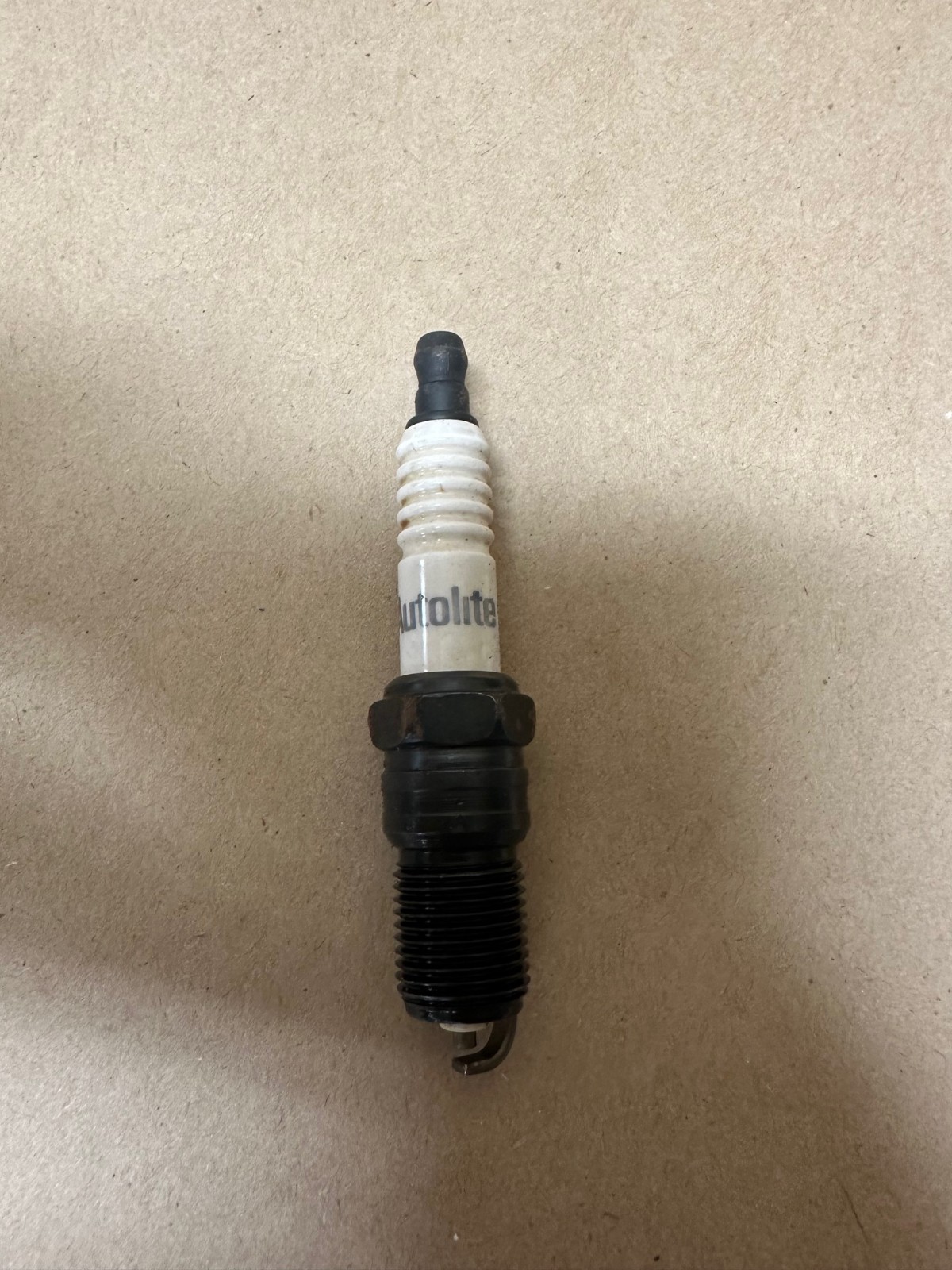 Autolite 106 Copper Core Spark-Plug – Lot of 6