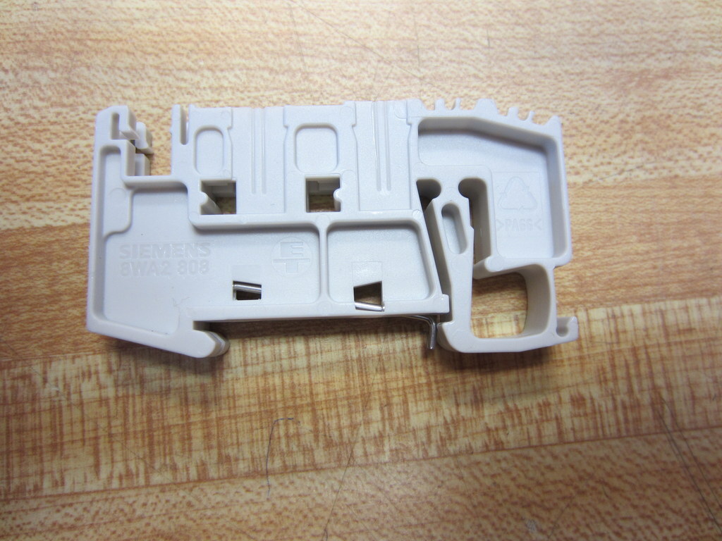Siemens 8WA2-808 Terminal End 8WA2808 (Pack of 13)