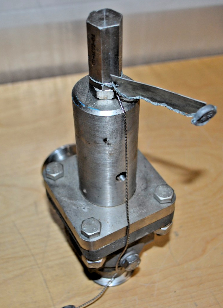 FLOW SAFE 11-2160T-206S ~ F84L-8 150PSI 1″ NSNP Series F84L Liquid Relief Valve