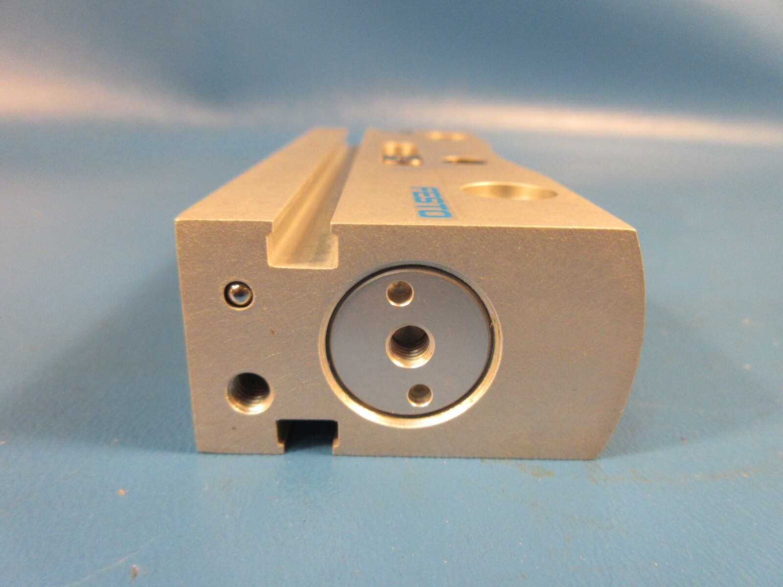Festo DADM-EP-G6-16, 1478121 Intermediate Position Module