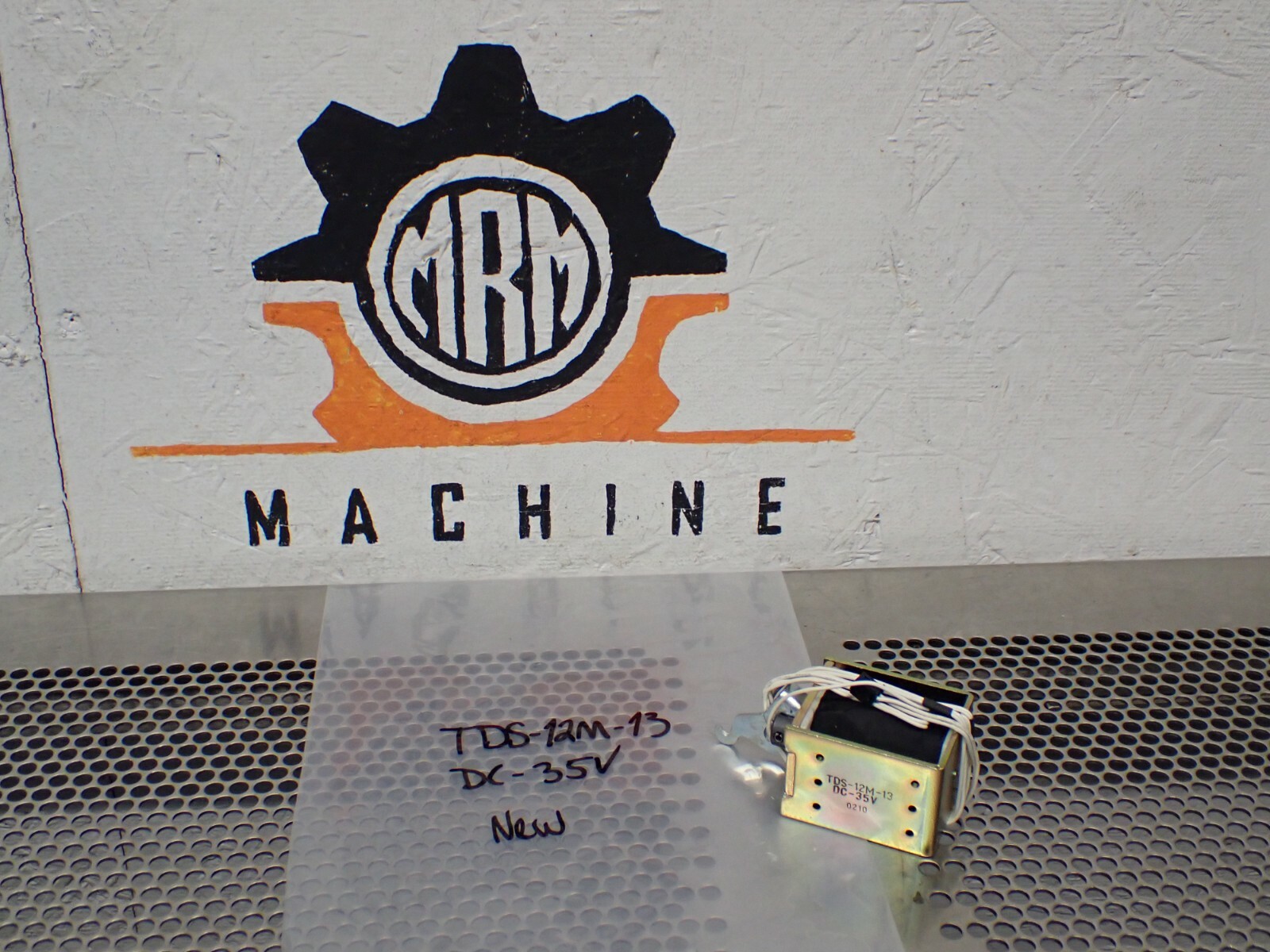 TDS-12M-13 DC-35V Solenoid NEW