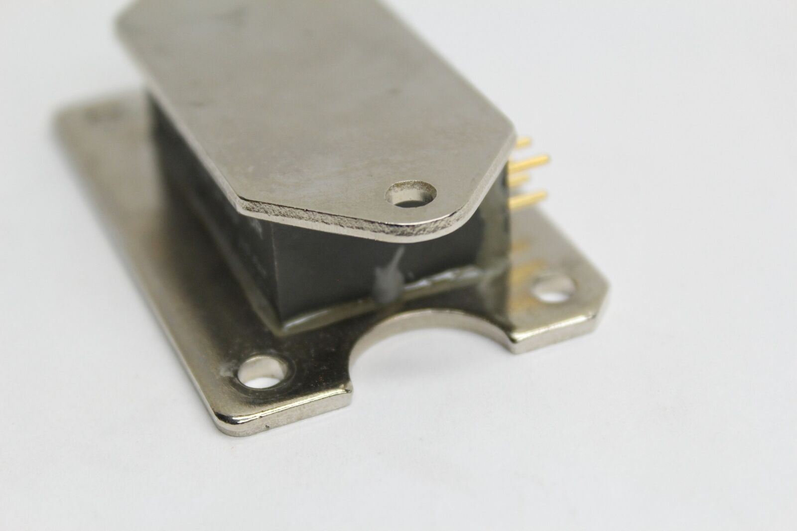 Lambda FBH-24-019 Power Hybrid Voltage Regulator