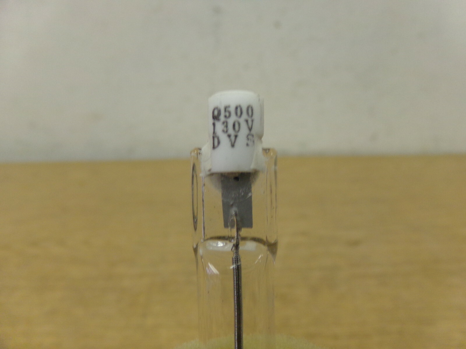 NEW Wiko Q500 130V DVS General Lighting Lamp *FREE SHIPPING*