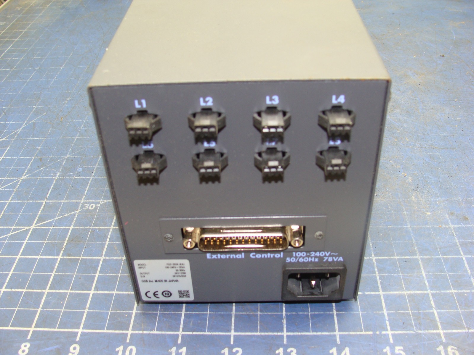 CCS PD2-3024-8 LIGHT SOURCE CONTROLLER