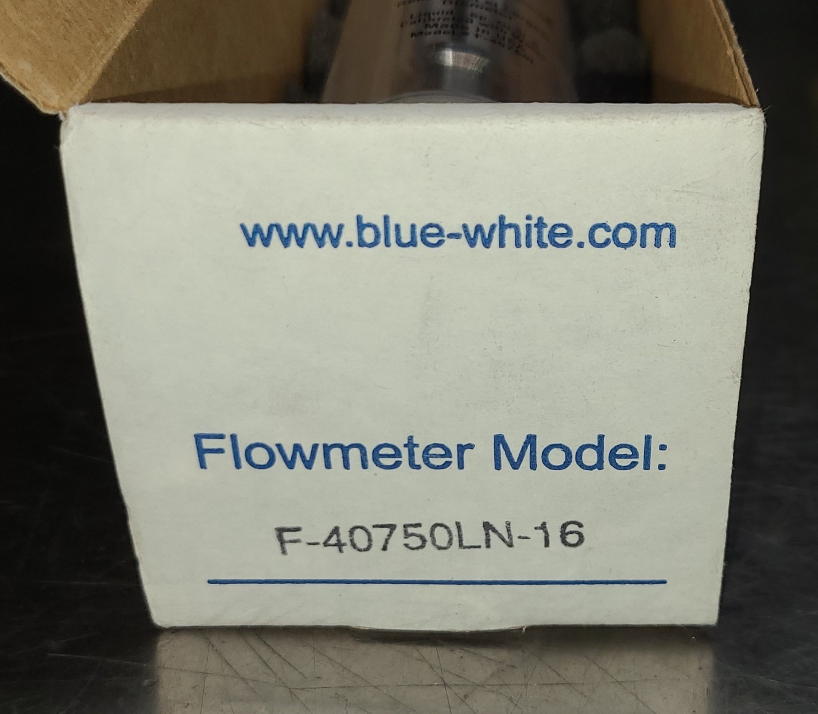 Blue White F-40750LN-16 F-410N 1-10 GPM ACRYLIC 1.0″ F/NPT Flow Meter