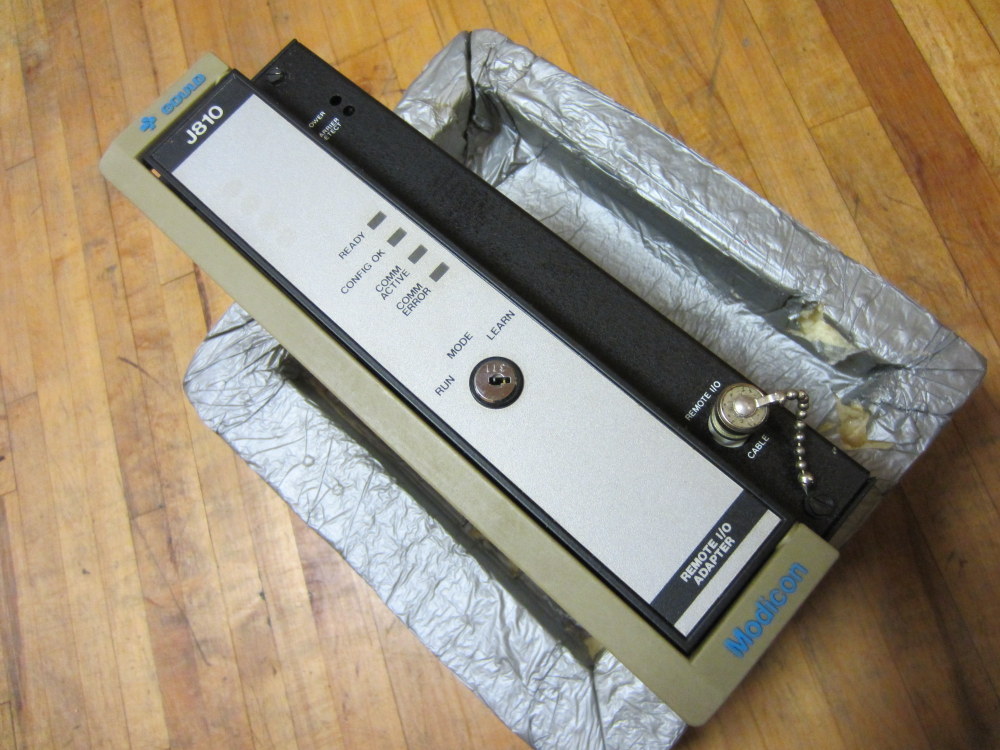 Modicon AS-J810-000 Interface Module ASJ810000 No Key