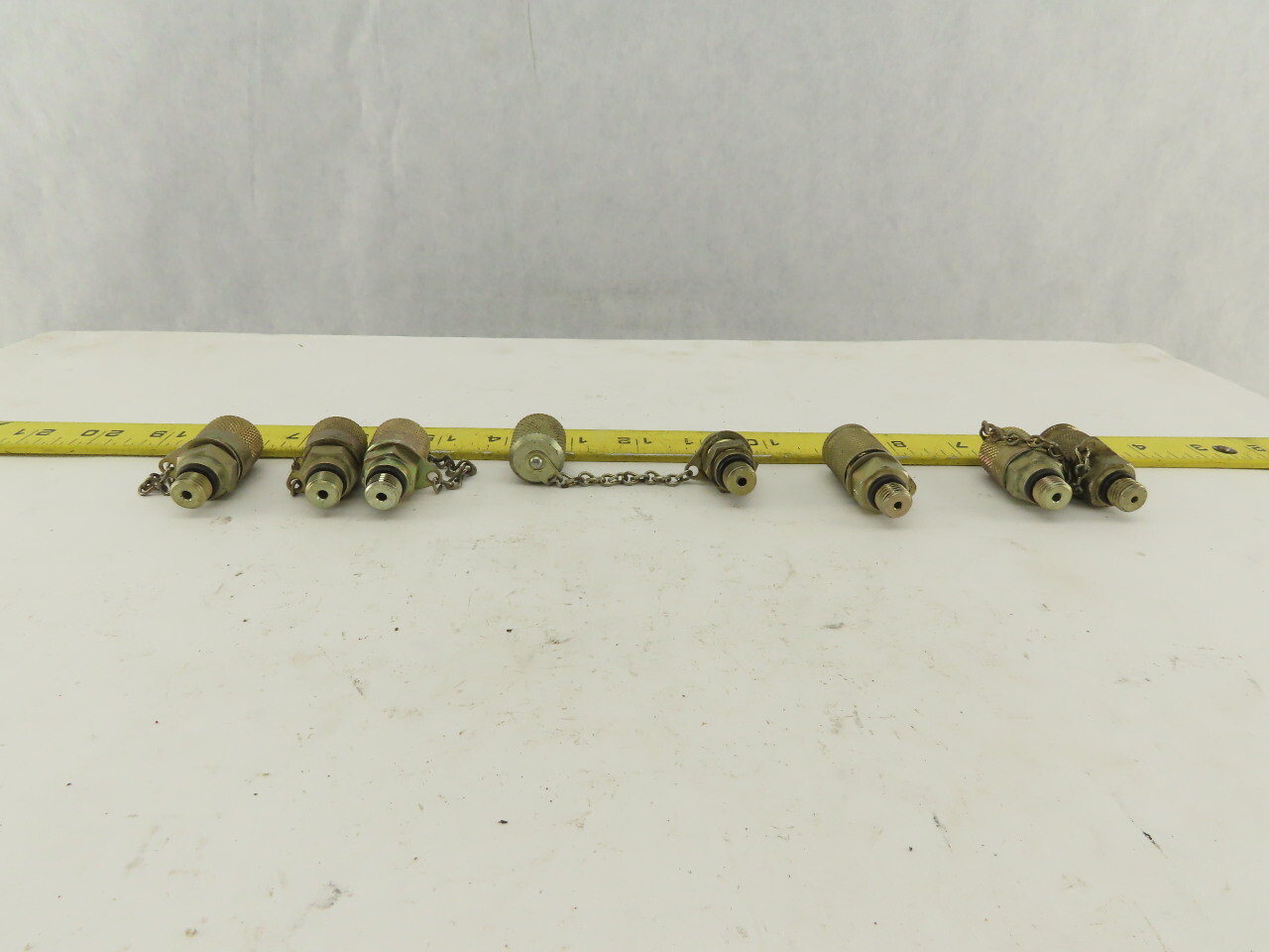 EMA3/7/16-20UNF Diagnostic Fitting Test Point Port W/Cap Lot of 7