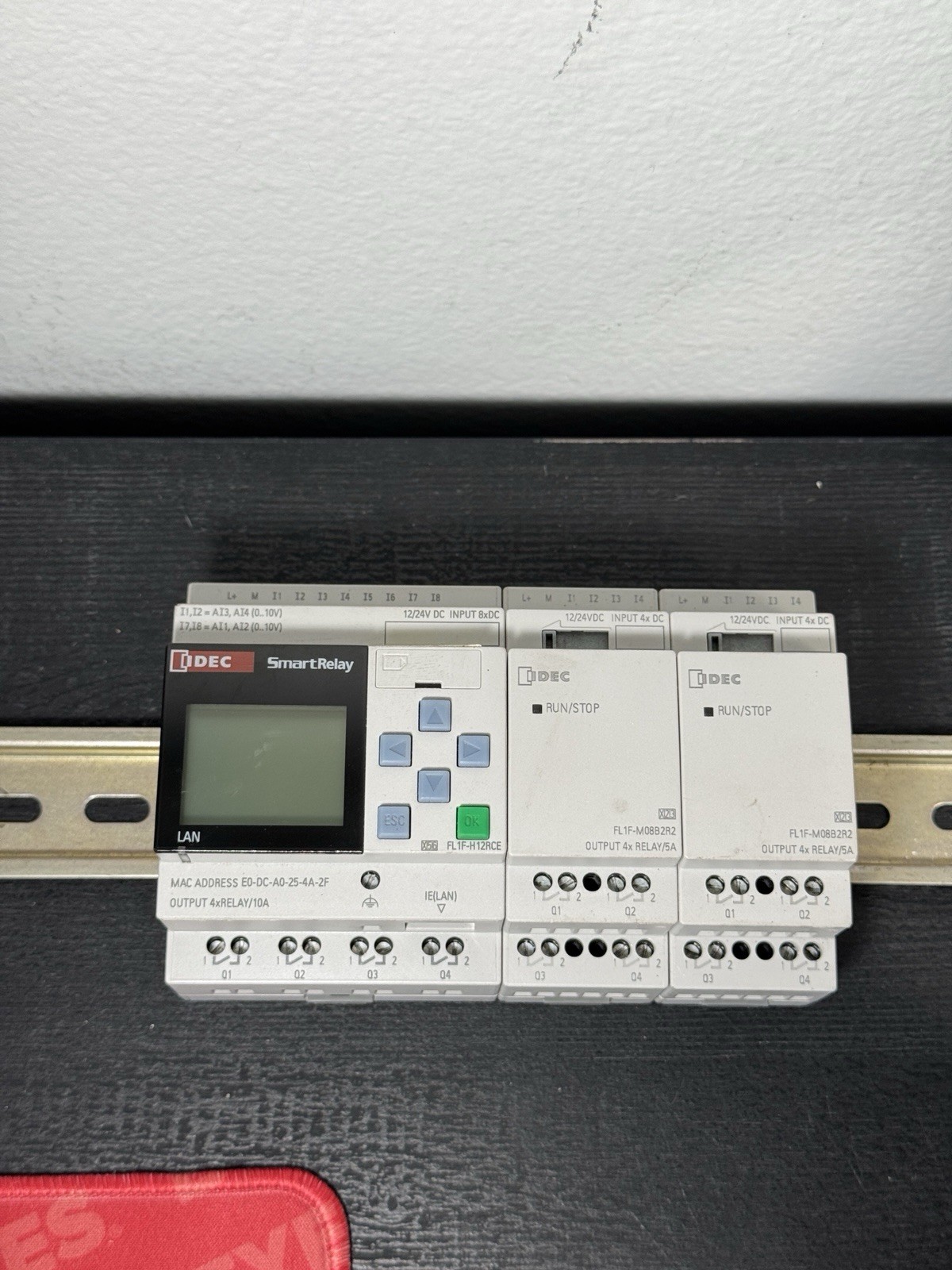 LOT IDEC FL1F-H12RCE Smart Relay PLC + 2x M08B Modules + 3x Mean Well EDR-150-24