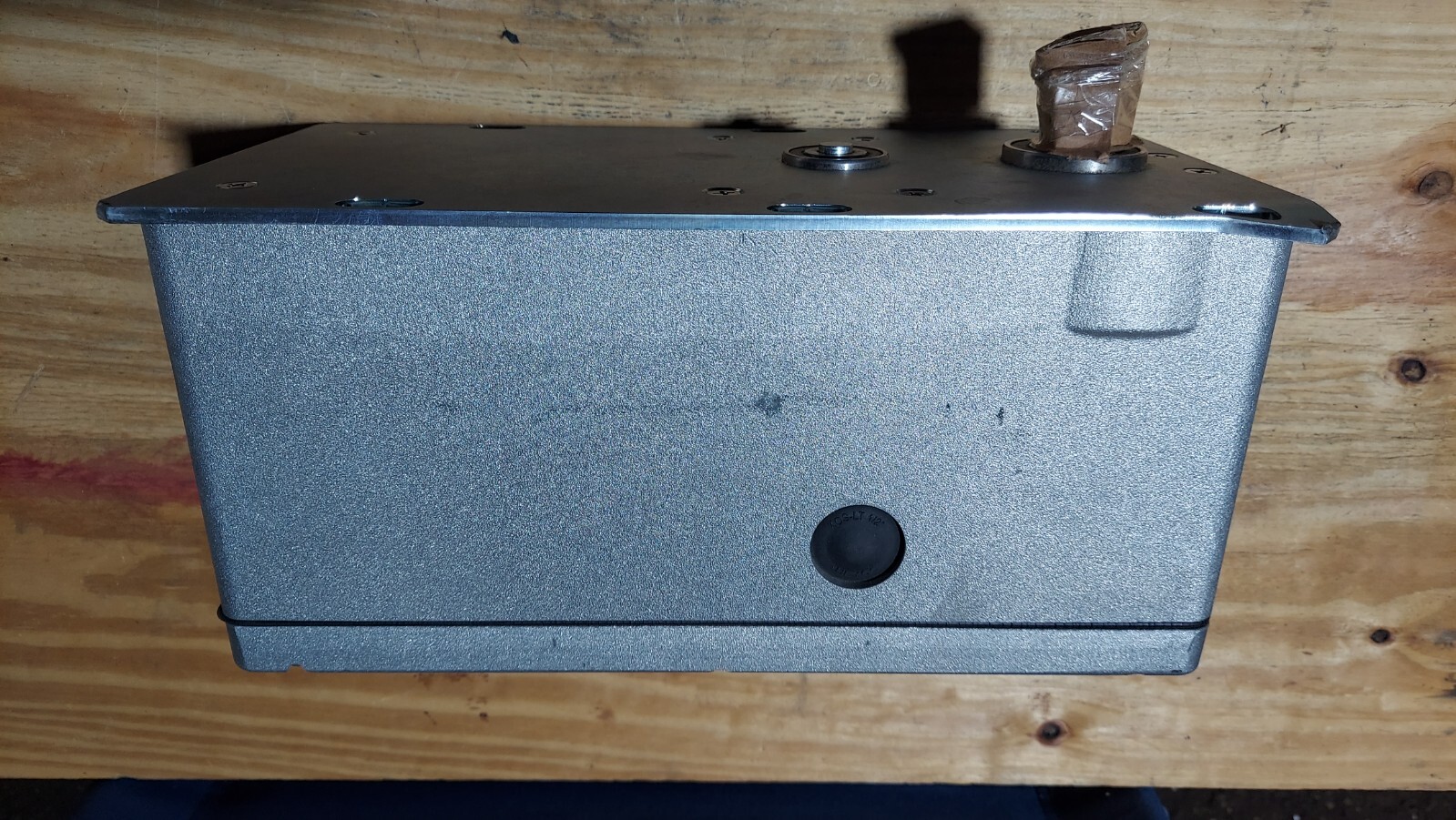 New Neptronic UM010 Torque Actuator BENT MOUNTING FOOT SEE LAST 4 PICTURES
