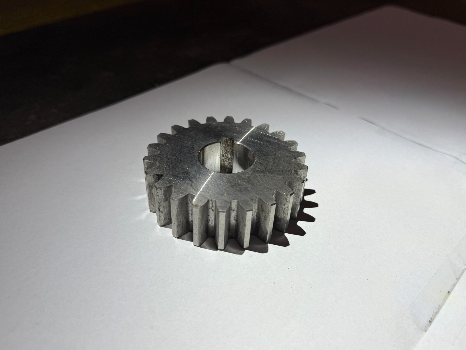 GEAR, PINION. #22741601, KEY #2 BTK 2117 FOR TROLLEY & END TRUCK XC-Z010-013