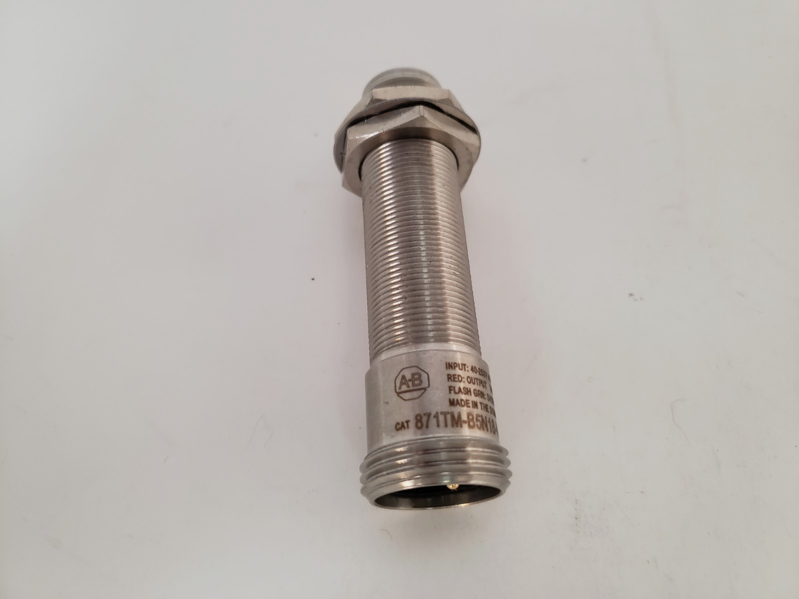 ALLEN BRADLEY 871TM-B5N18-N3 INDUCTIVE PROXIMITY SENSOR 40-250V AC/DC SERIES A