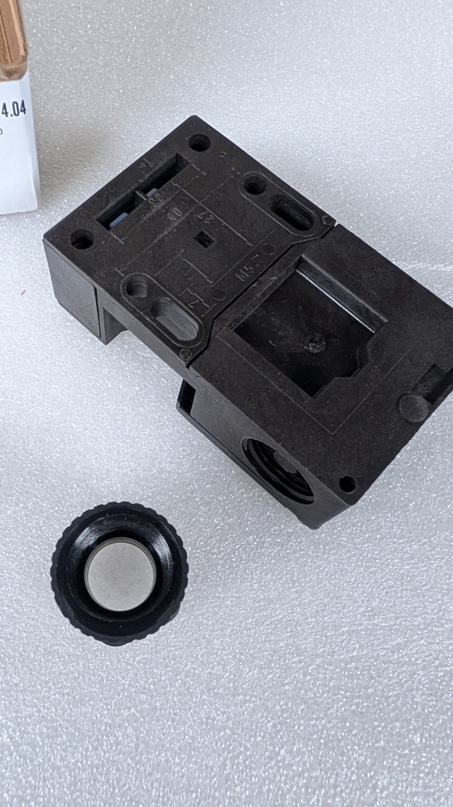 Schmersal Safety Interlock Switch AZ 16-03ZVRK-M20 / 196356 ITEM:101157374