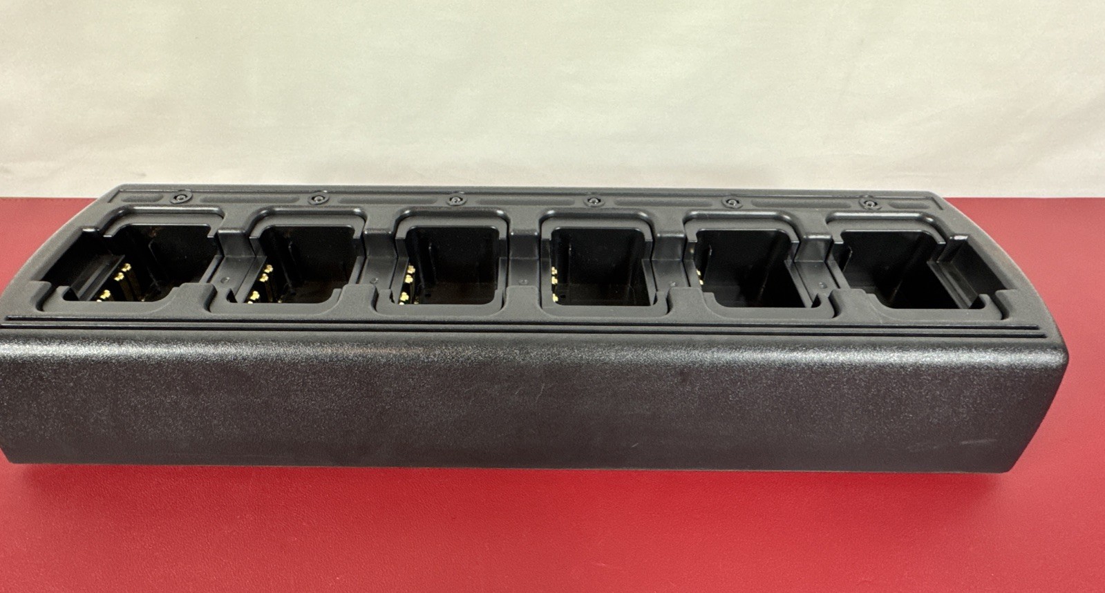 Charger for Motorola NNTN4437AR Universal Rapid Six-Bay Drop-in