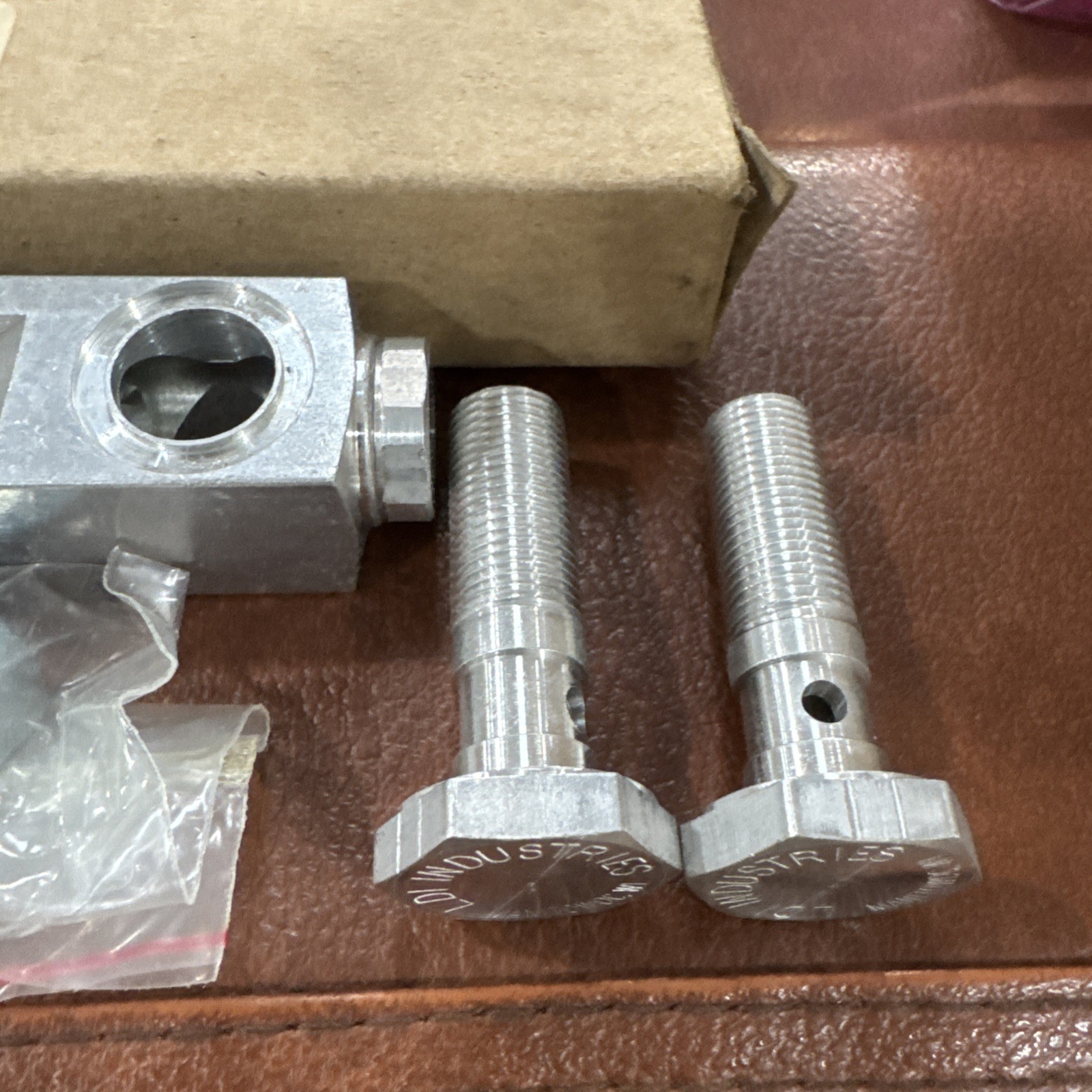 LDI Industries G605-06-A-1 Oil Sight Gauge, 6″ Centers