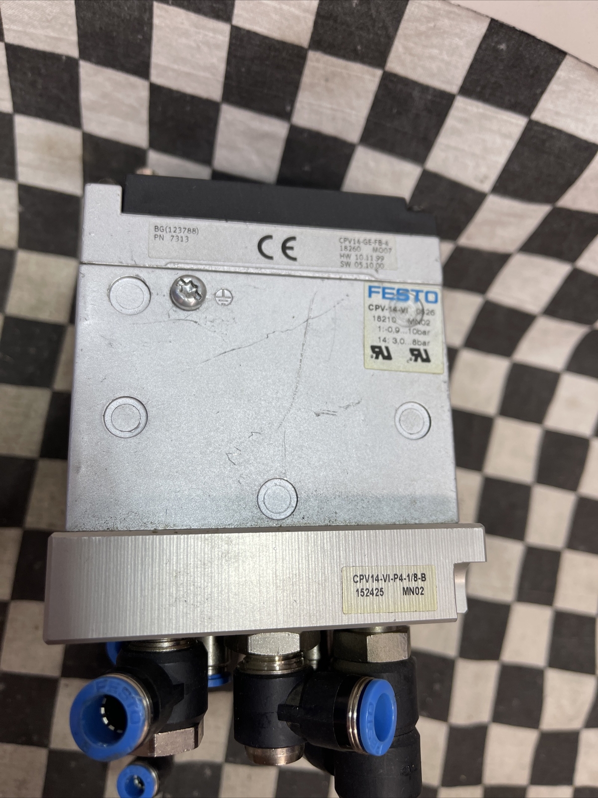 FESTO CPV14-GE-FB-4 CPV-14-VI CPV14-VI-P4-1/8-B 152425 161362 161363 18210 18260