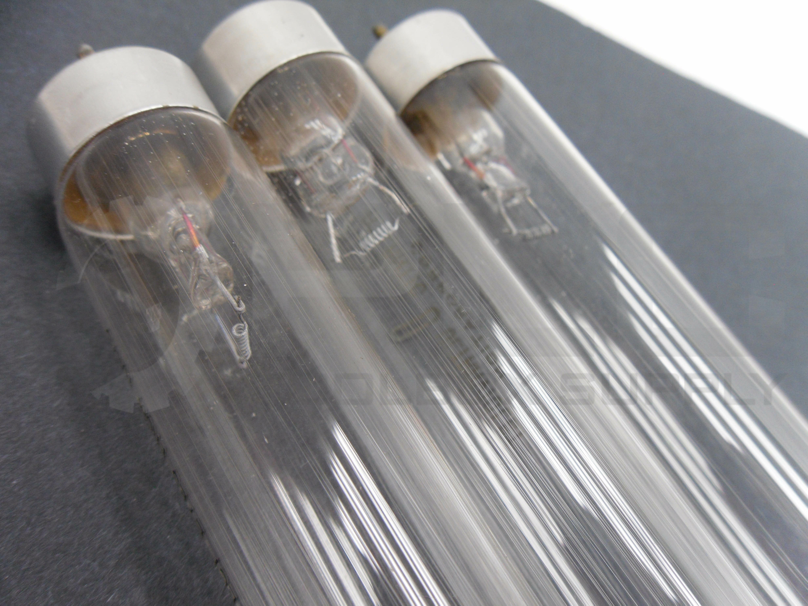LOT OF 3 NEW ATLANTIC ULTRAVIOLET G30T8 GERMICIDAL LAMP BULB