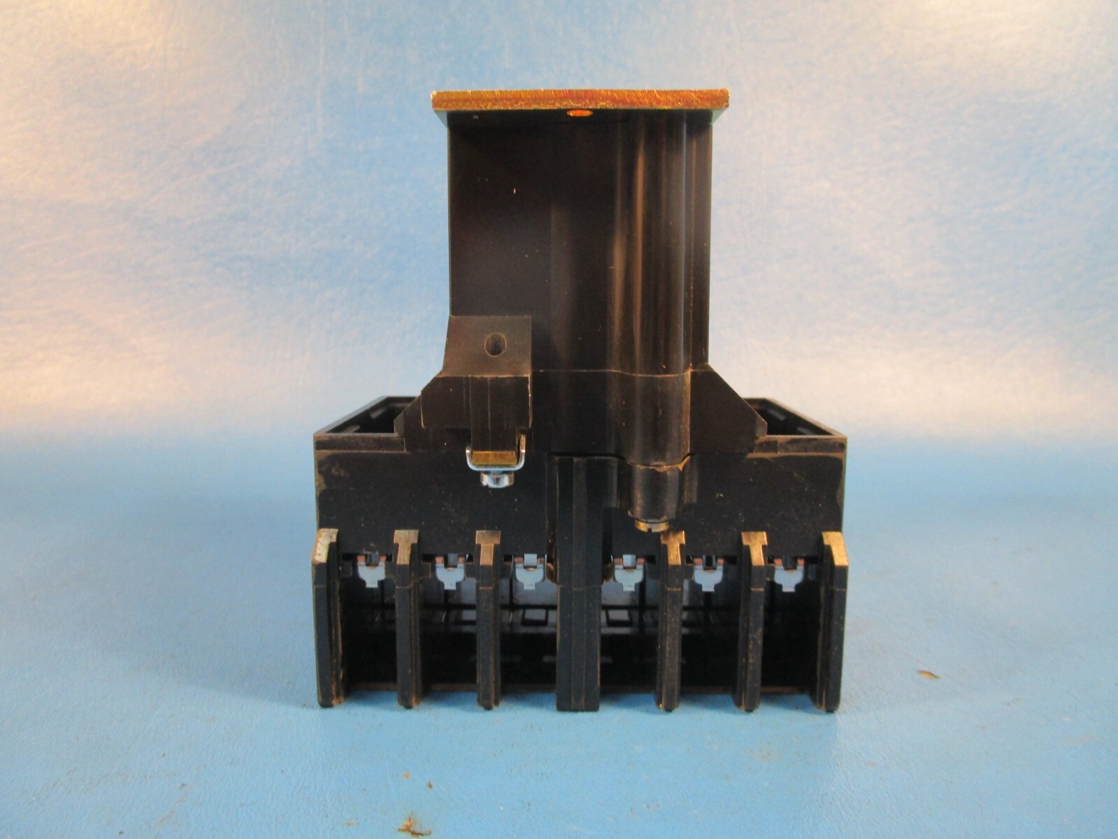Eaton ARD6U, AR Relay 6P 600V, without Cartridges, 130VDC Relay, Cutler Hammer
