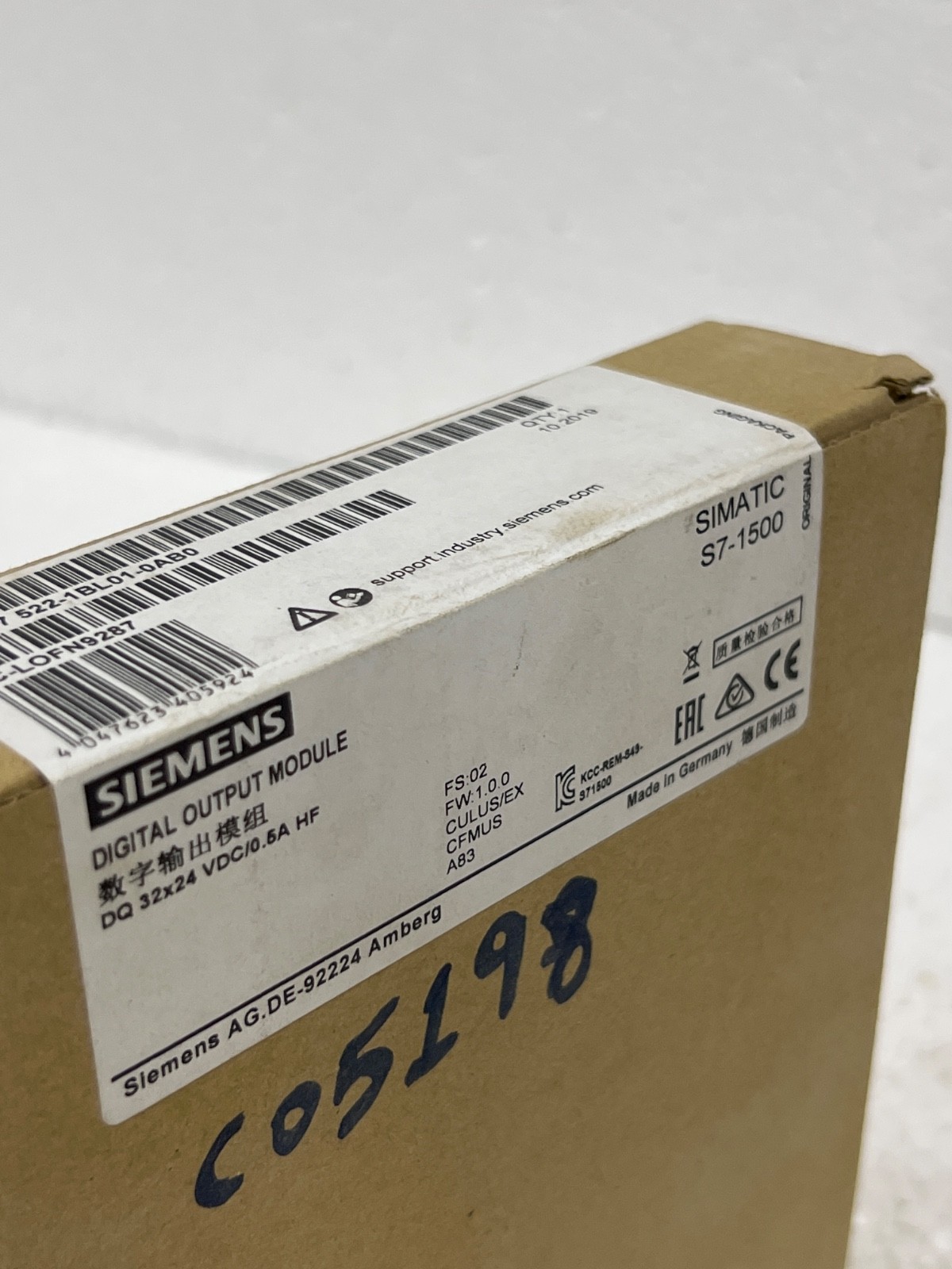 Siemens S7-1500 SIMATIC Digital Output Module 6ES7522-1BL01-0AB0