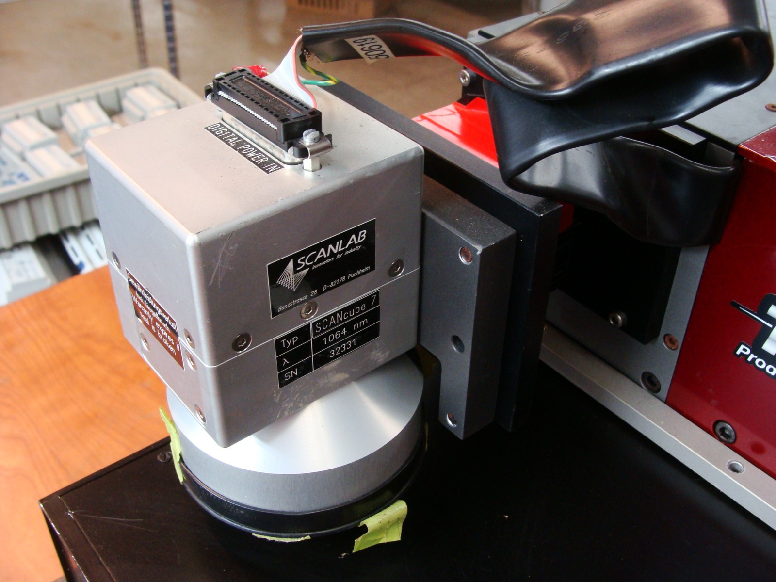 TELESIS TLM SERIES DIODE-PUMPED LASER SYSTEM TLM 100EP