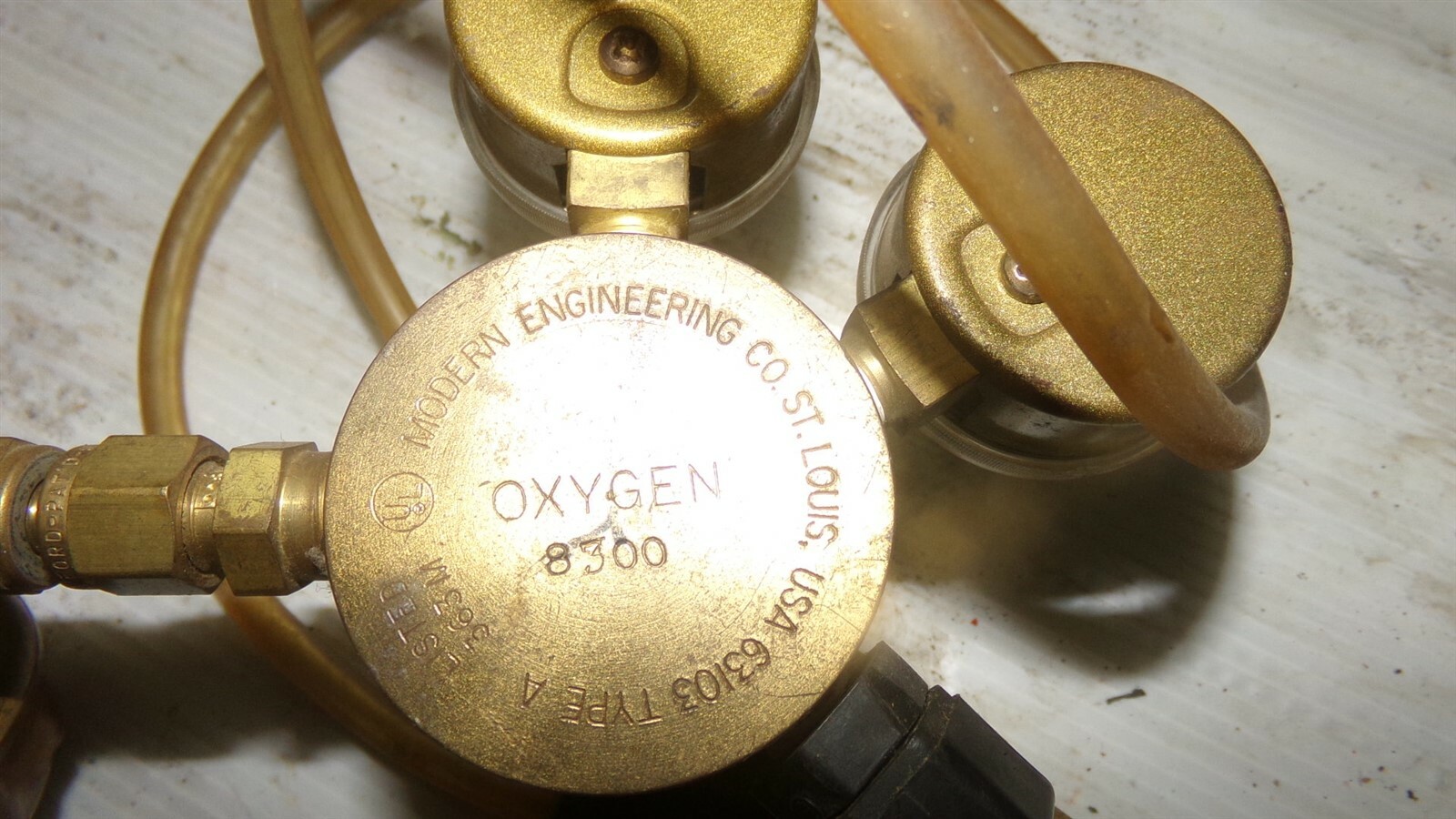 Modern Engineering Meco Oxygen 8300 Regulator *FREE SHIPPING*