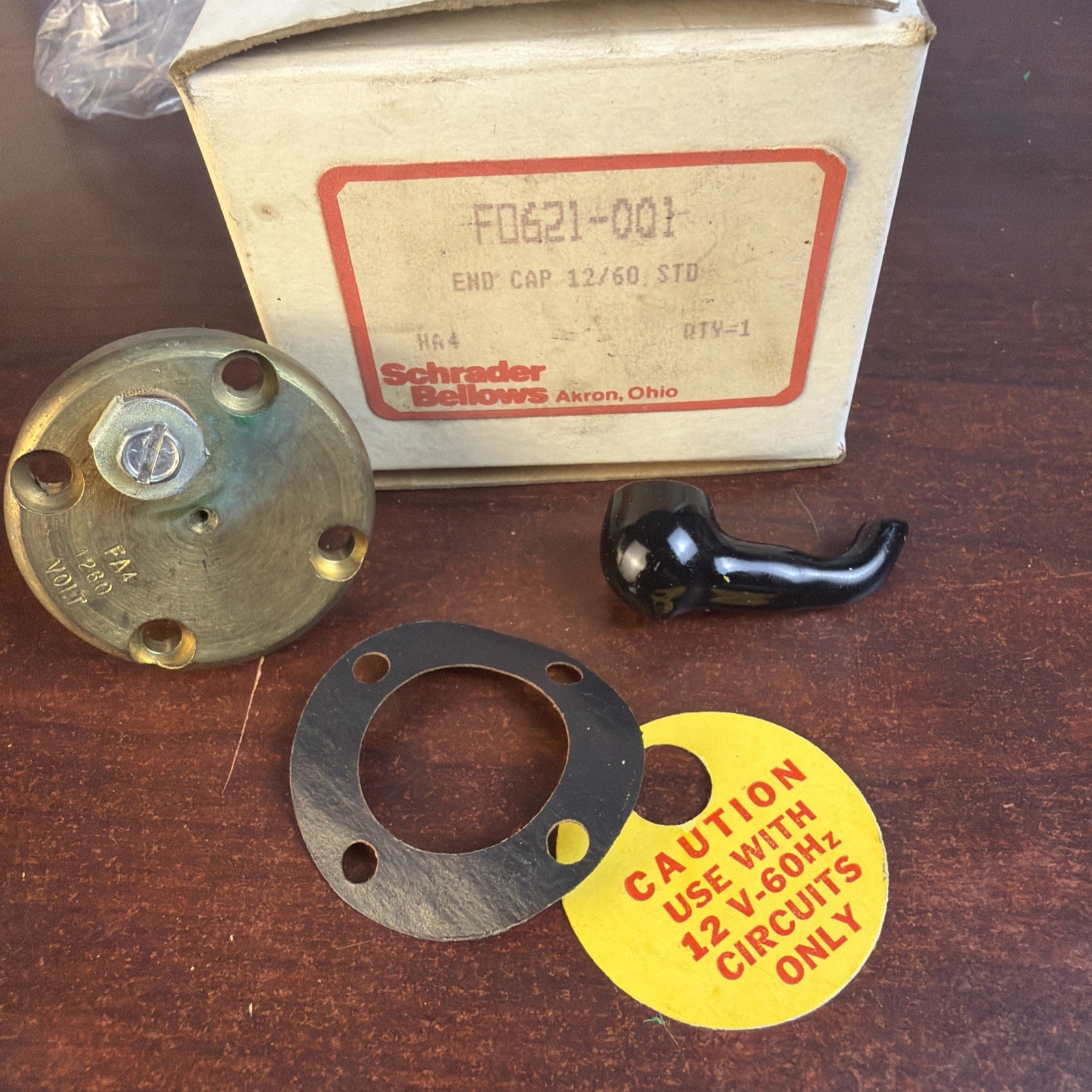 SCHRADER BELLOWS F0621001 Endcap 12/60 STD NOS