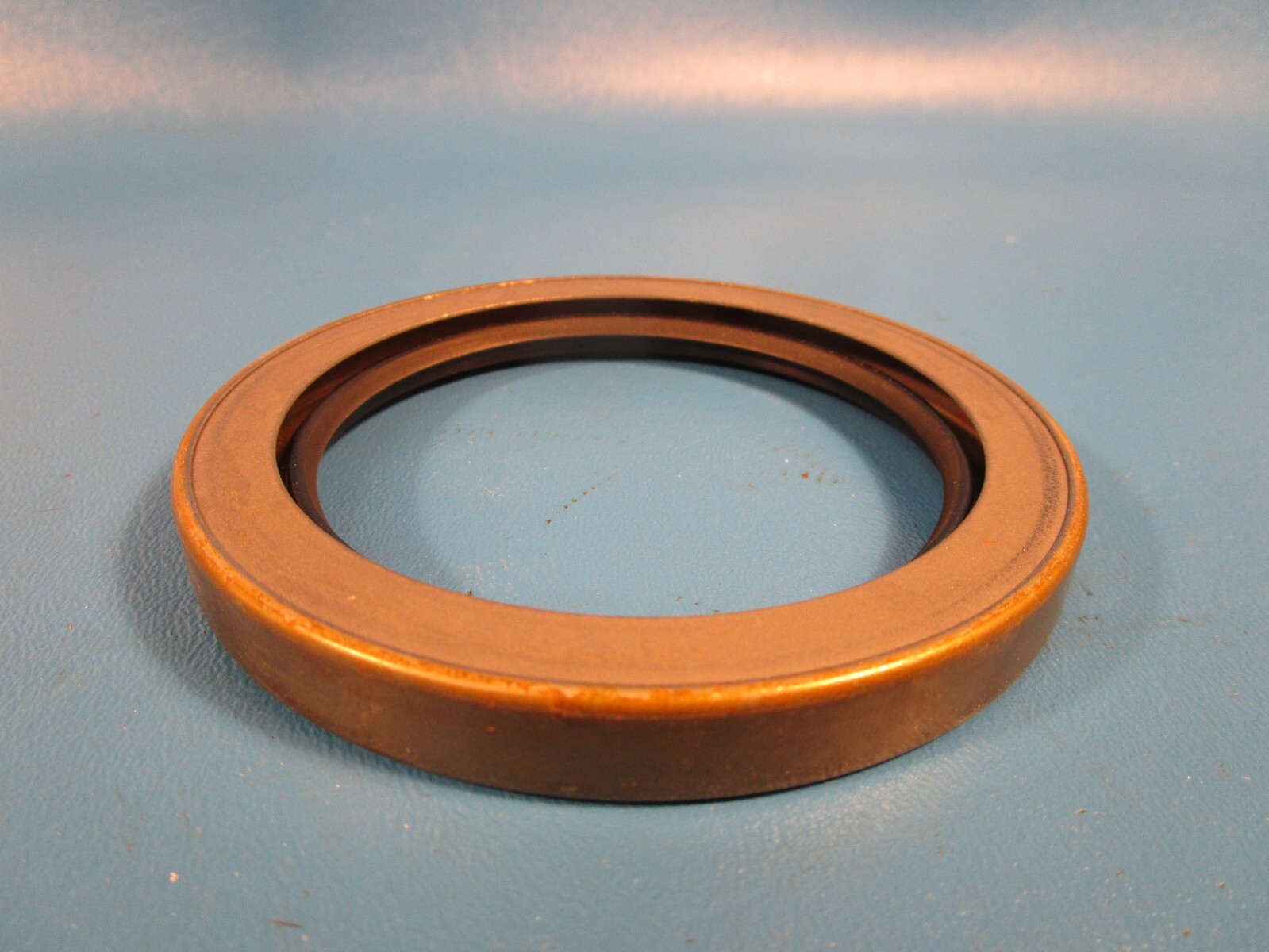 NATIONAL 453182, Nitrile Oil Seal, 3″ Shaft Dia., 4.004″ OD, 0.437″ Overall W