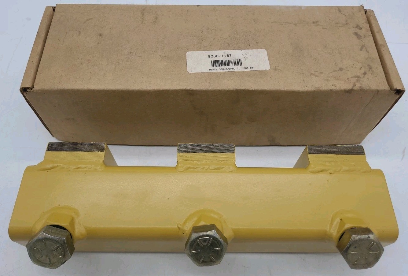 Topcon 9060-1167 Assembly 3-Bolt / 3-Pad ‘L’ Bar Bracket for Machine Control