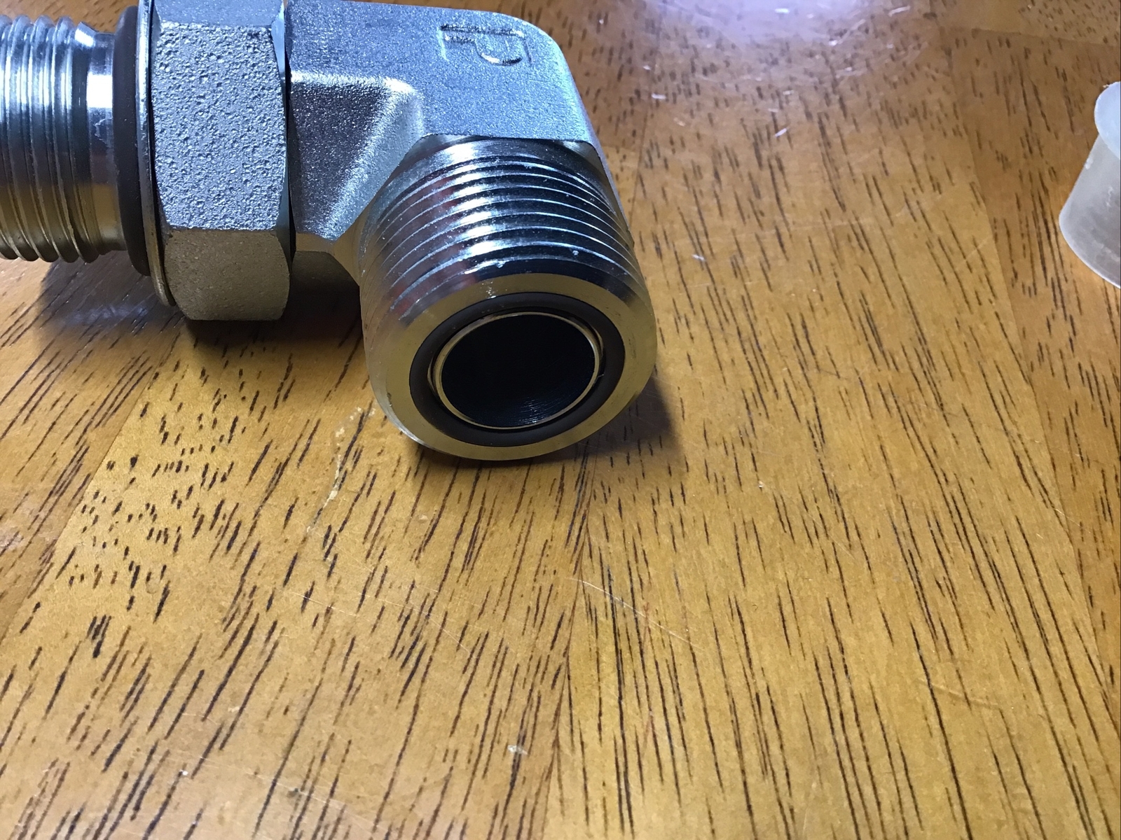 PARKER SMA-12 1-1/16 90 DEGREE ELBOW FITTING * NEW NO BOX *