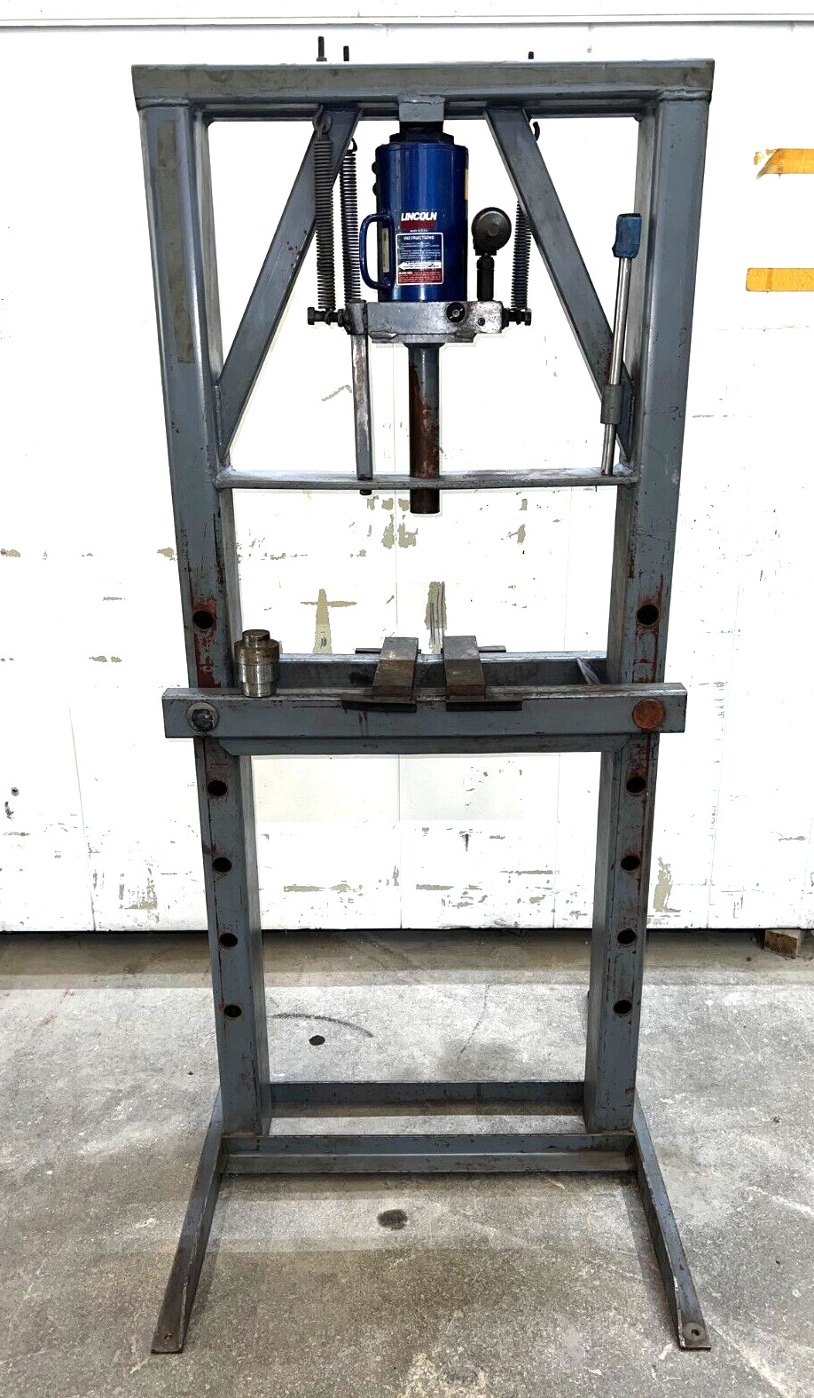 LINCOLN “H” FRAME PRESS SERIES L 93601 30 TON CAP. 11″- 17-3/4″ STROKE
