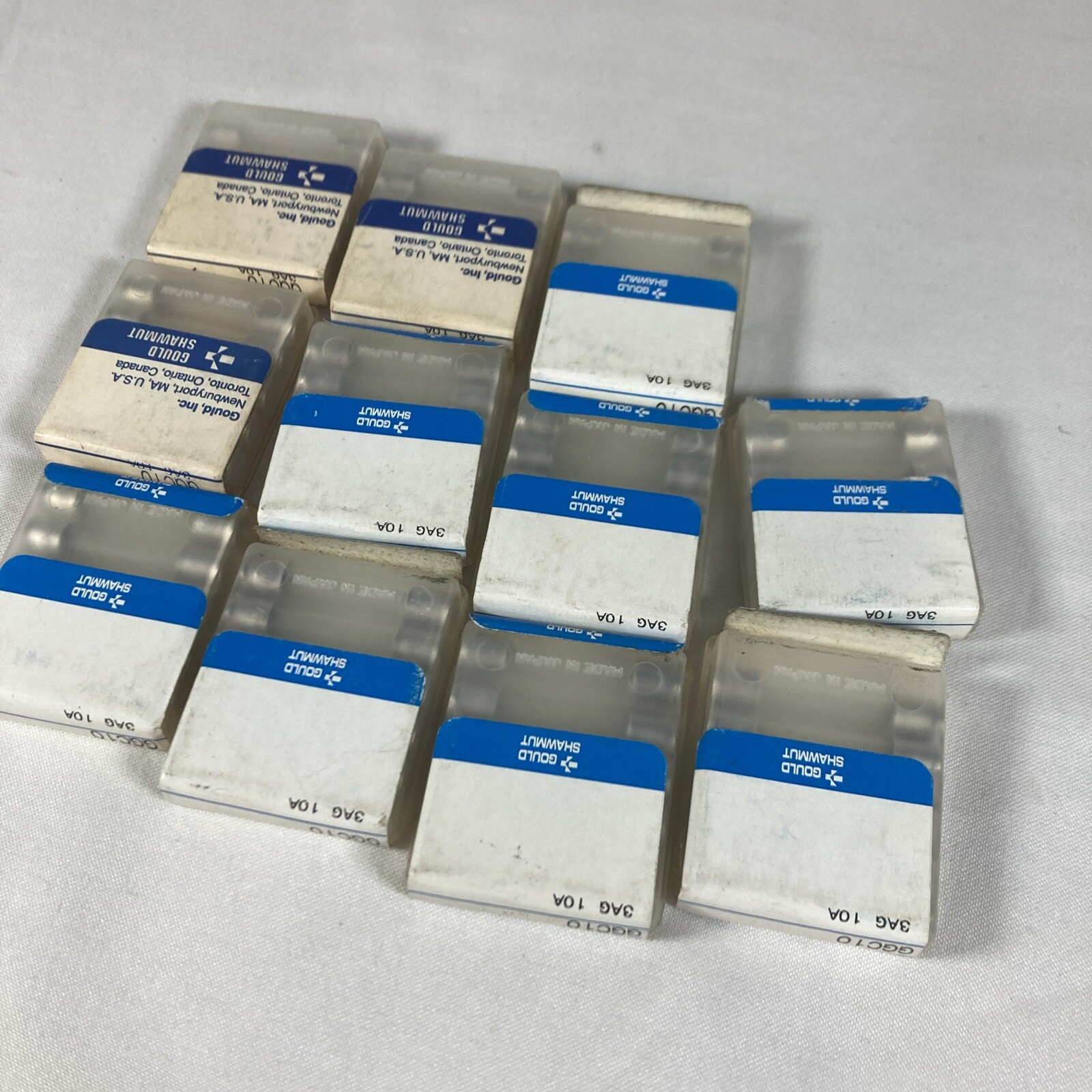 Lot of 55 Gould Shawmut GGC10 32V 10 Amp 1/4″ x 1-1/4″ Glass Automotive Fuses