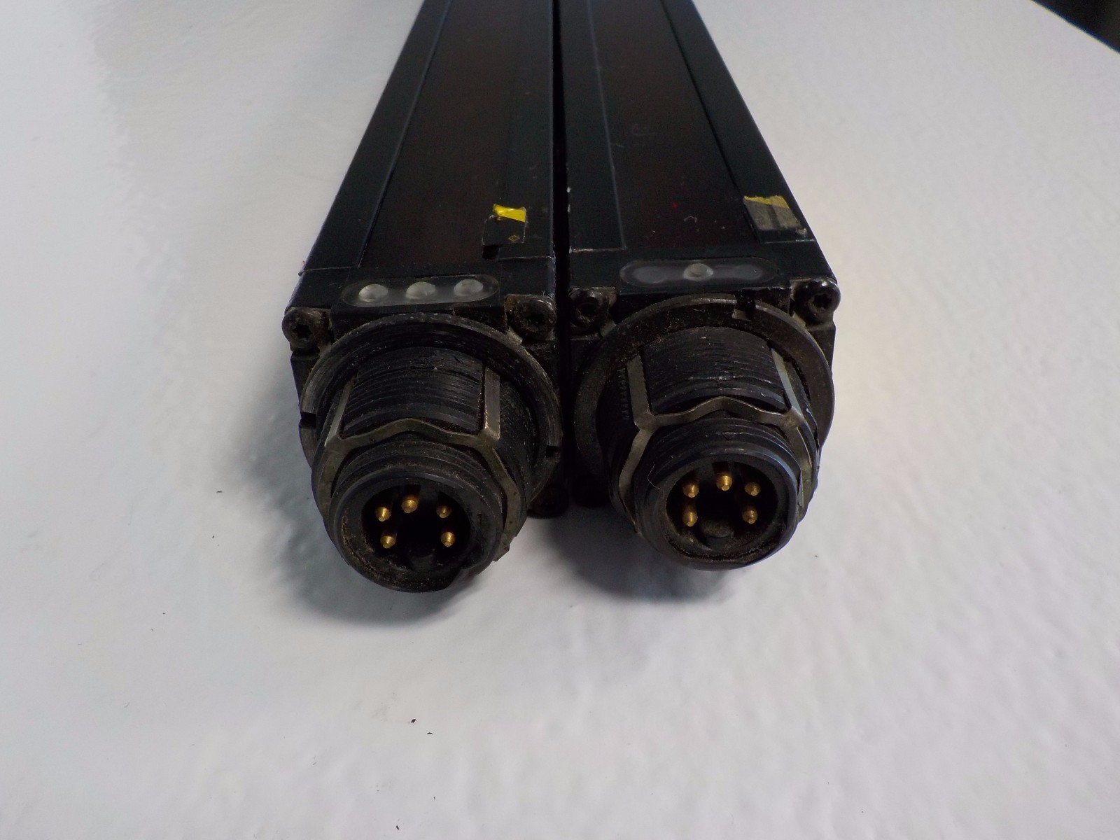 BANNER MSXLE4024 / MSXLR4024 USED SAFETY LIGHT CURTAIN SET EMITTER / RECEIVER