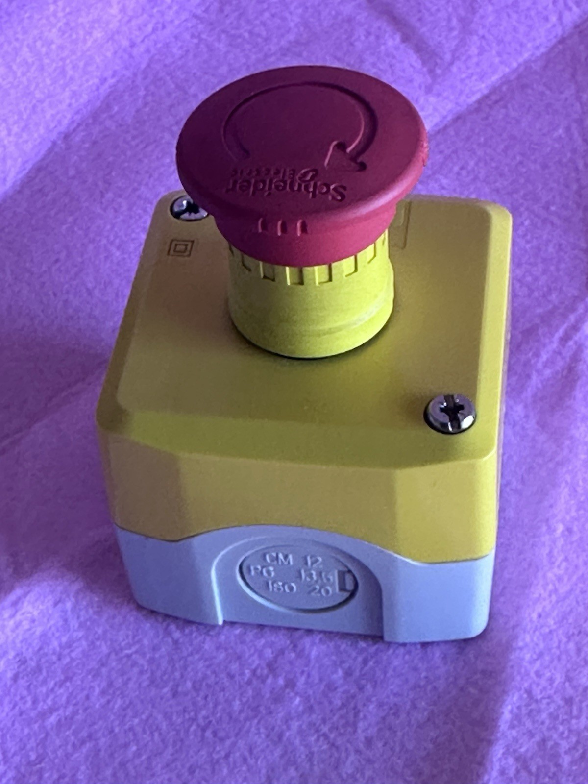 Schneider Electric Push Button Control Box XALK178GH7