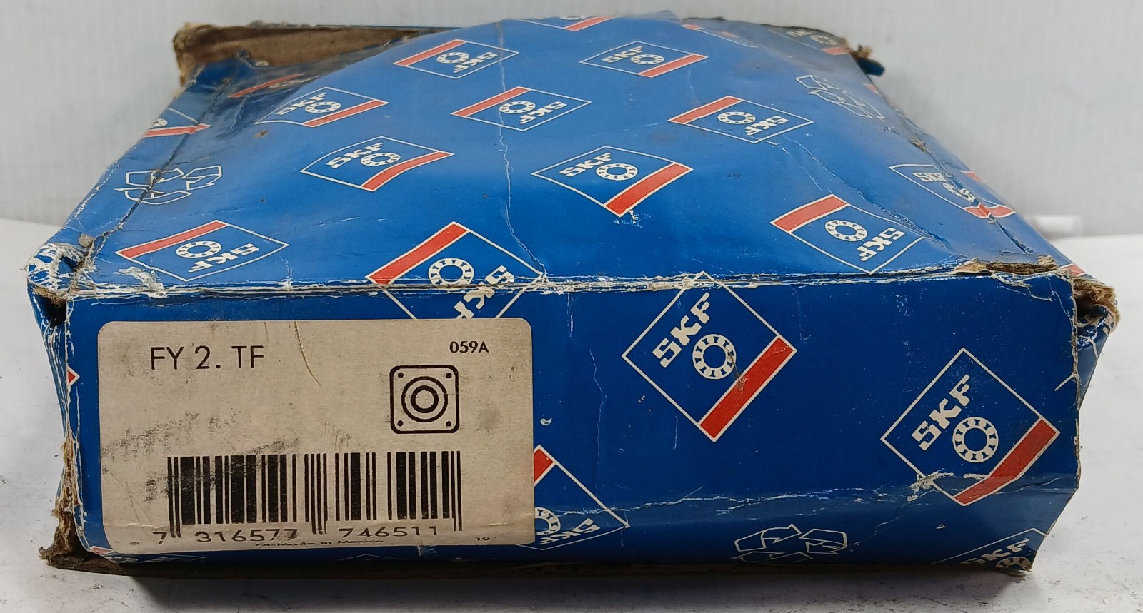 1 NEW SKF FY2.TF 4 BOLT SQUARE FLANGED BALL BEARING UNIT NIB ***MAKE OFFER***