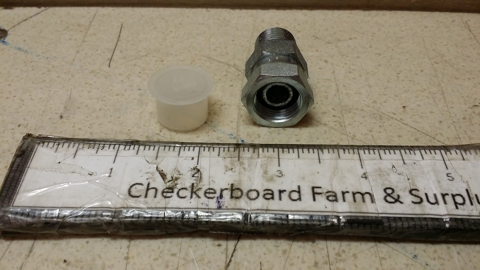 NOS Pipe Coupling 3/8″ Fitting Adapter333761R1 476-F-06X04X04 121891A M1070
