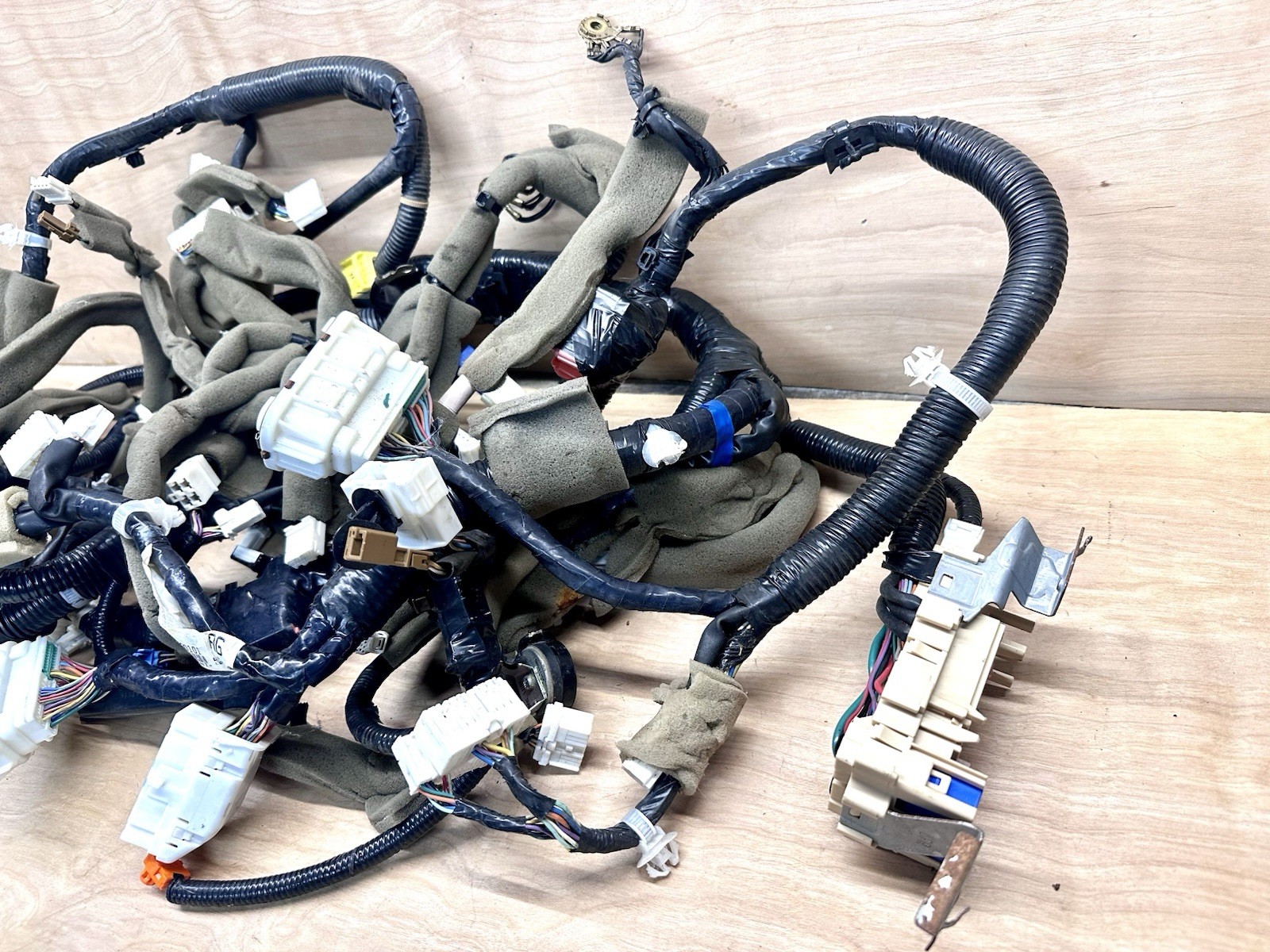 NISSAN 24010-9AN0C HARNESS-MAIN 2014-2016 SENTRA OEM